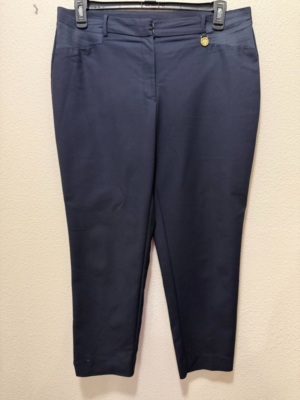Anne Klein navy dress pants, tapered leg, gold charm on belt loop, size 14